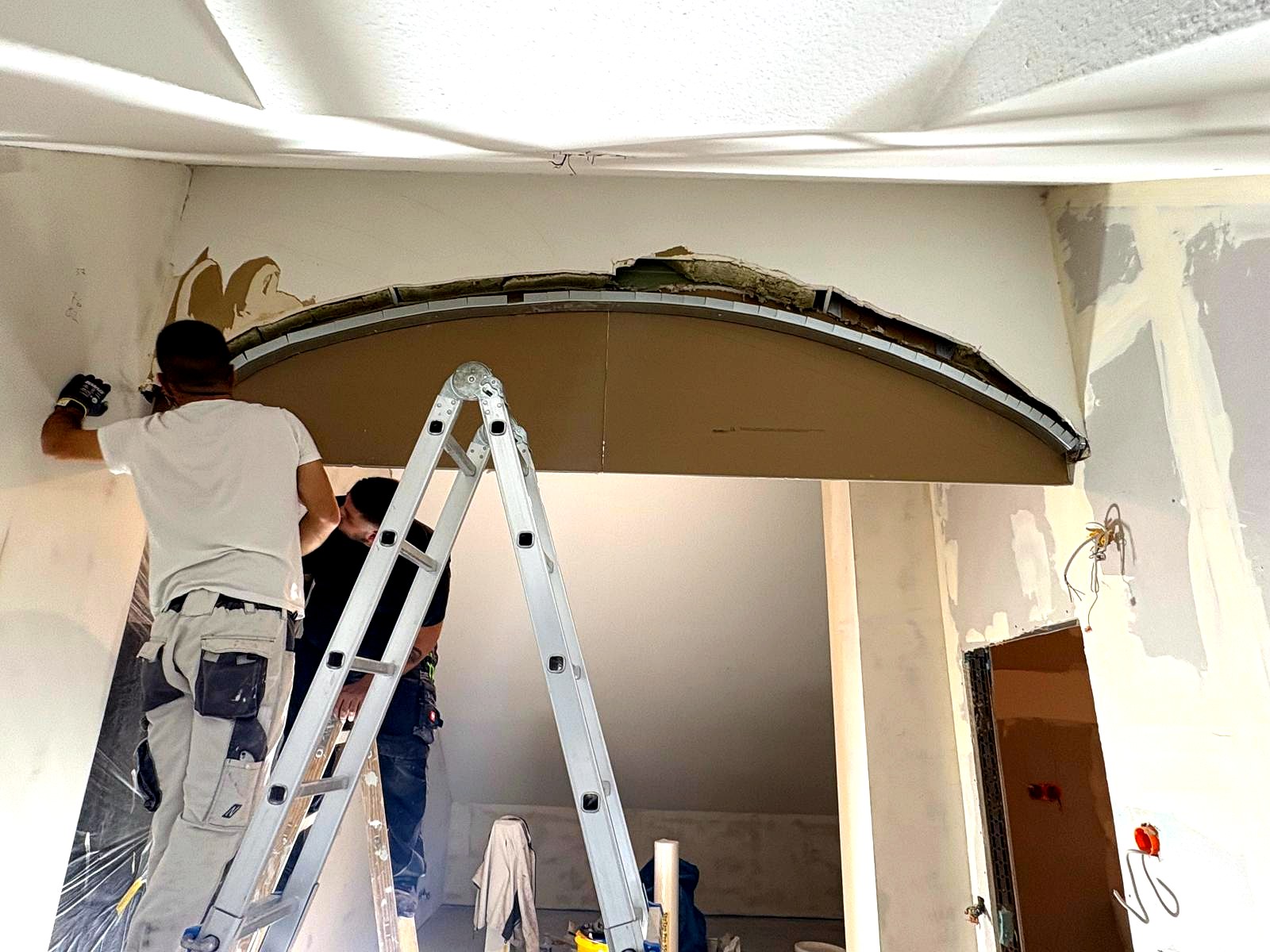 Türbogen – In Arbeit